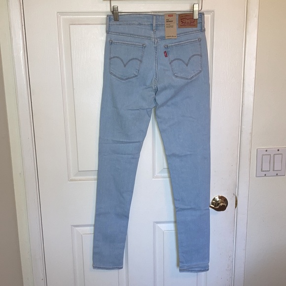 NWT Levi's 711 Hypersoft Ripped Jeans 25 MSRP $69.50 - Picture 7 of 8